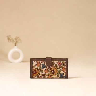 Srikalahasti Handpainted Kalamkari Clutch by Dwarka Plus 89
