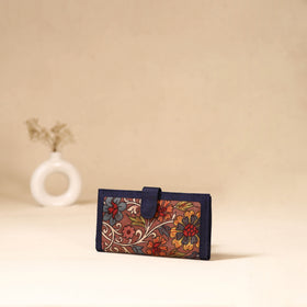Srikalahasti Handpainted Kalamkari Clutch by Dwarka Plus 90