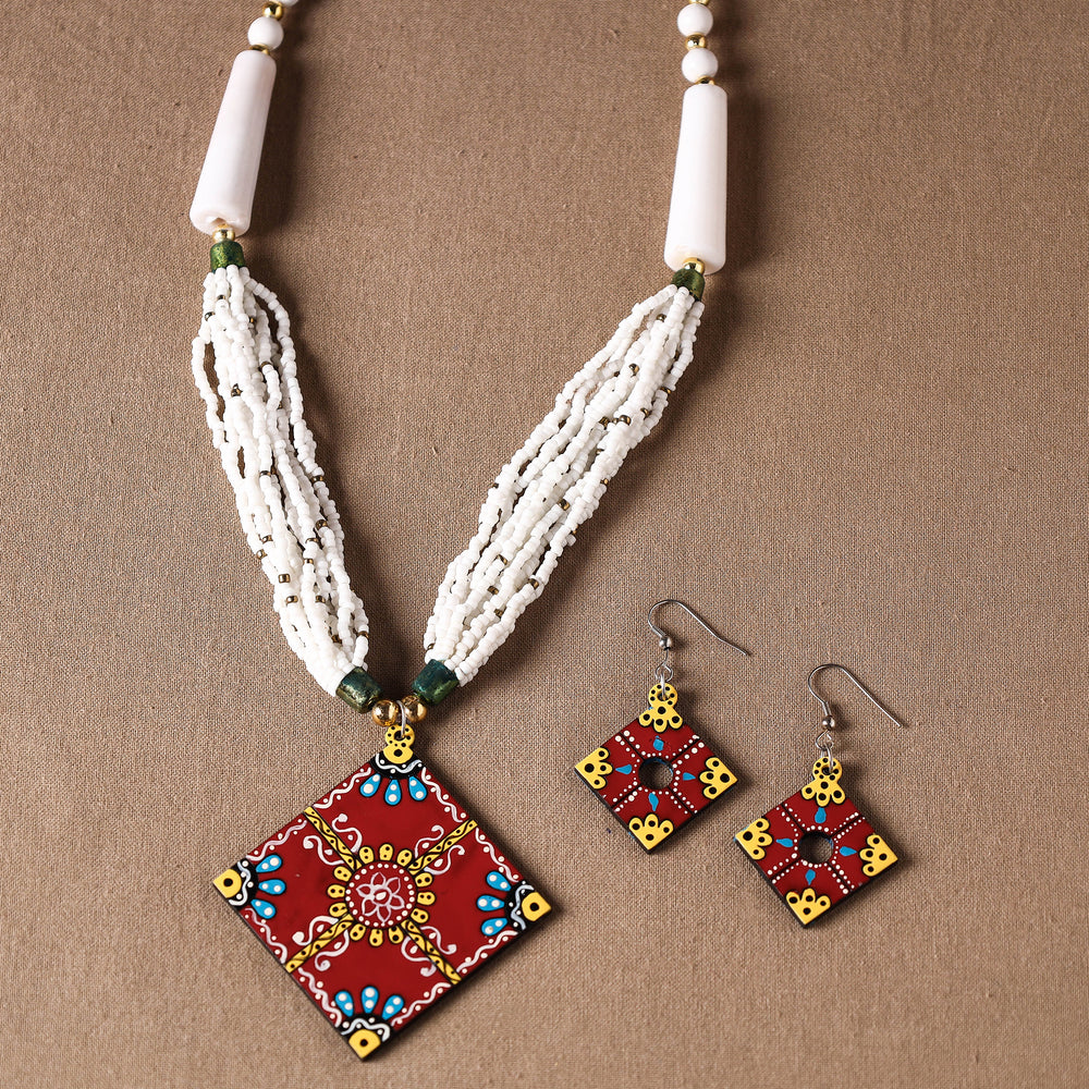 tikuli art handpainted necklace set