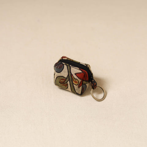 Srikalahasti Handpainted Kalamkari Keychain Pouch by Dwarka Plus 68