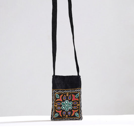 Kutch Pakko Hand Embroidery Mirror Work Mashru Silk Sling Bag 87
