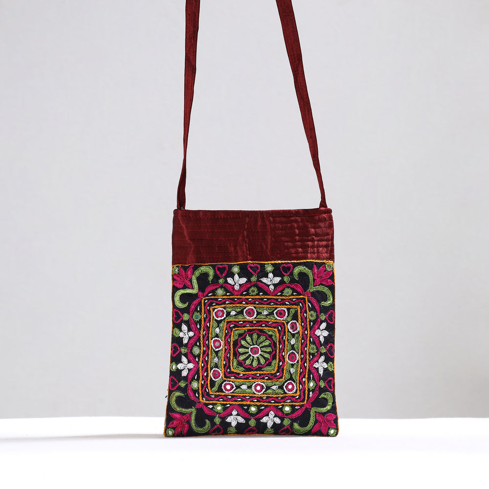 embroidery sling bag 