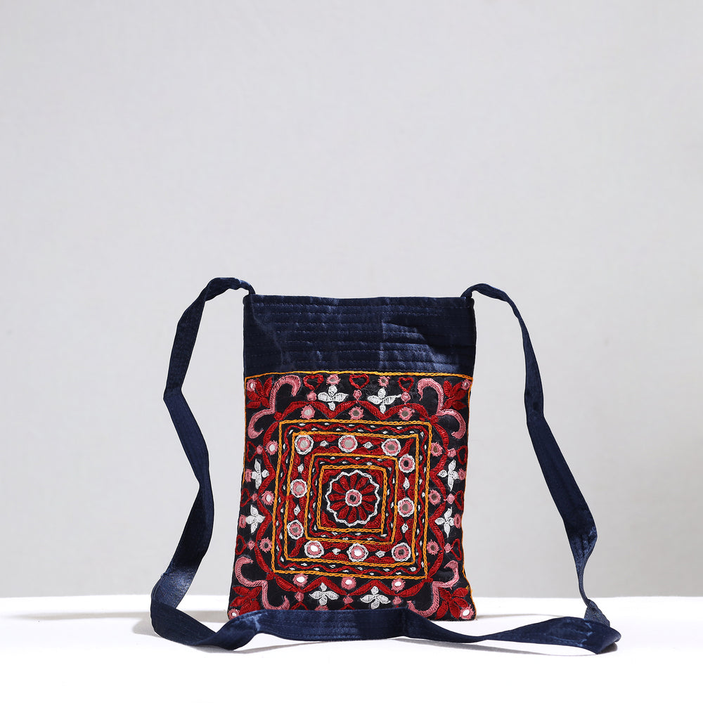 embroidery sling bag 