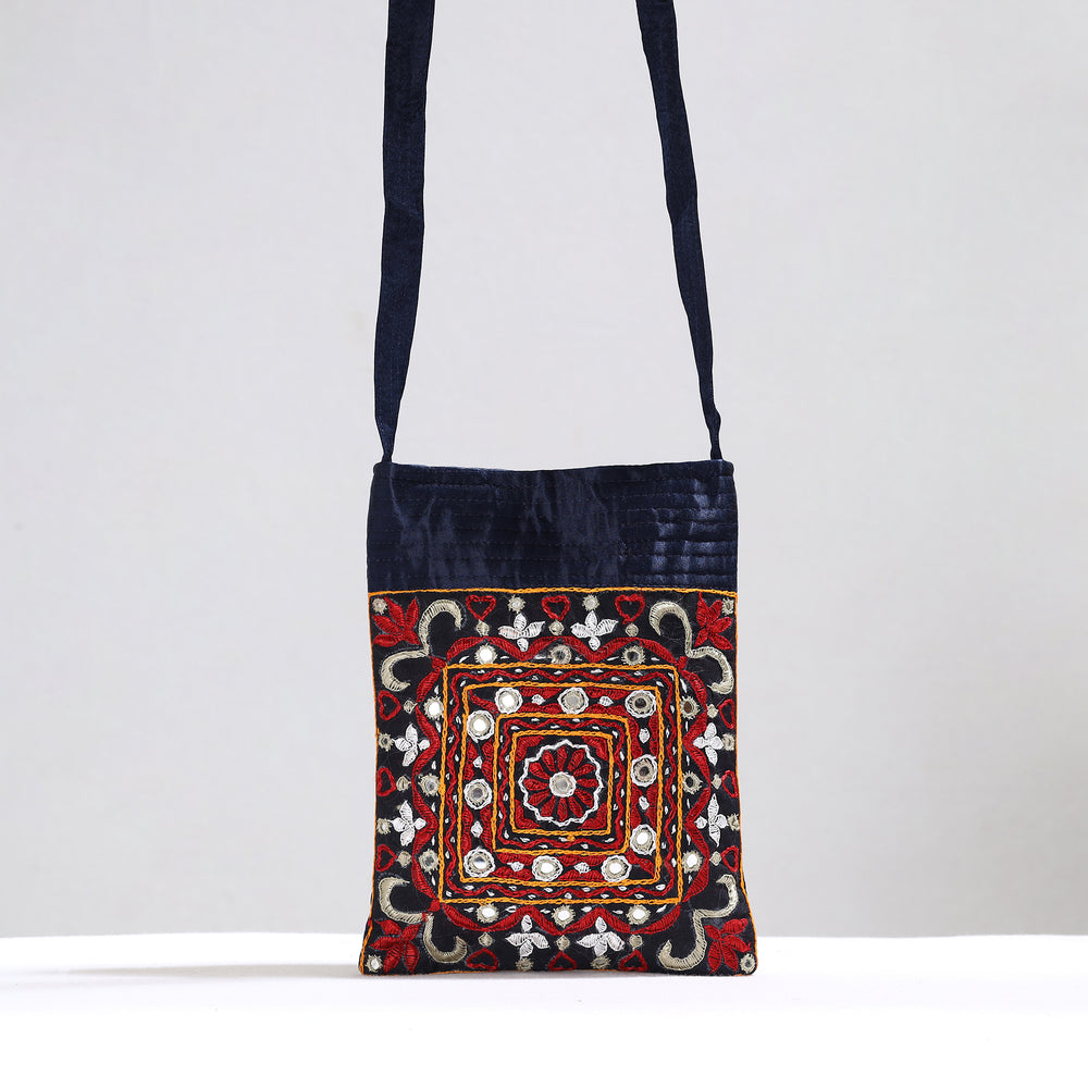 embroidery sling bag 