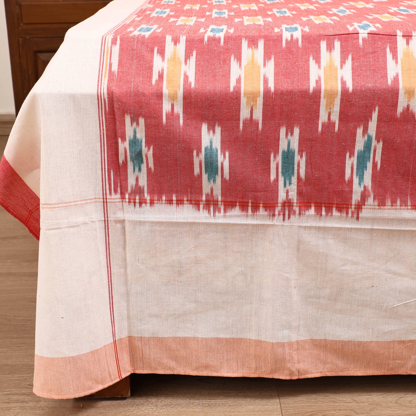 Pochampally Ikat Weave Cotton Double Bedsheet Set (108 x 90 in) 37
