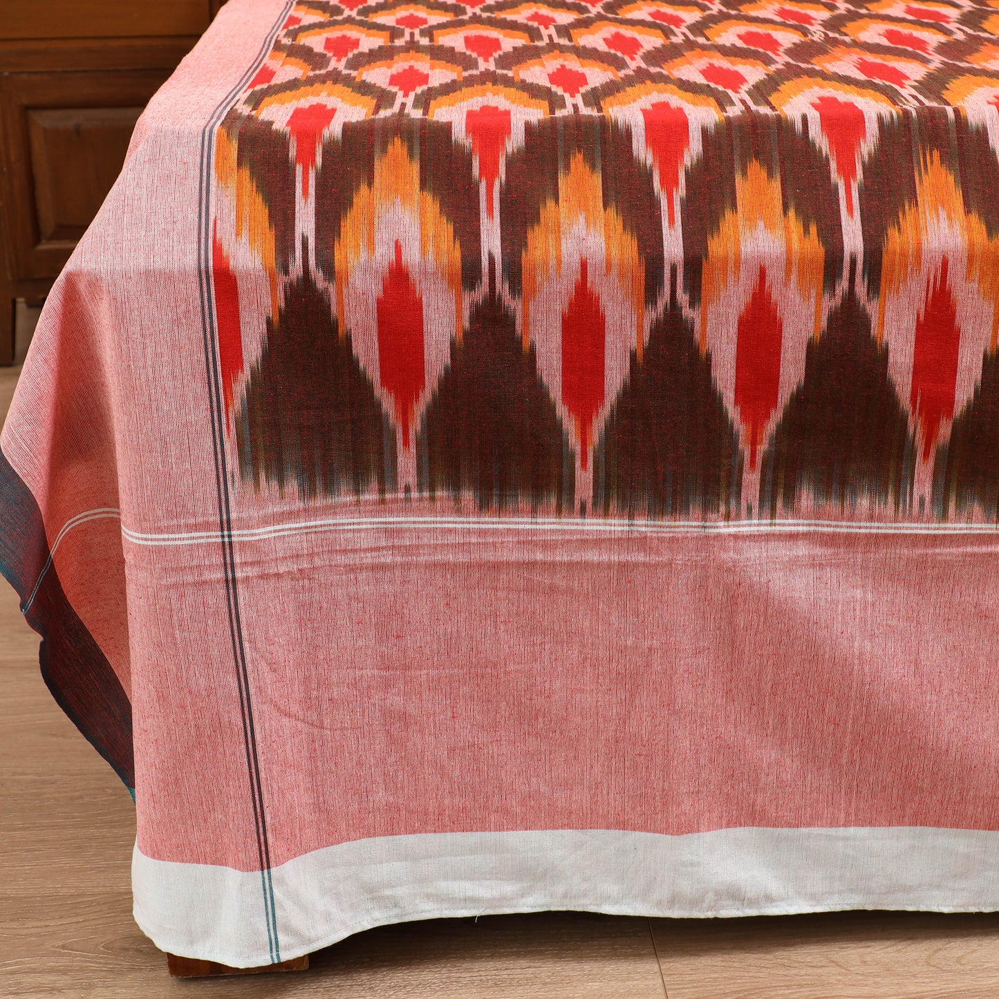 Pochampally Ikat Weave Cotton Double Bedsheet Set (108 x 90 in) 42