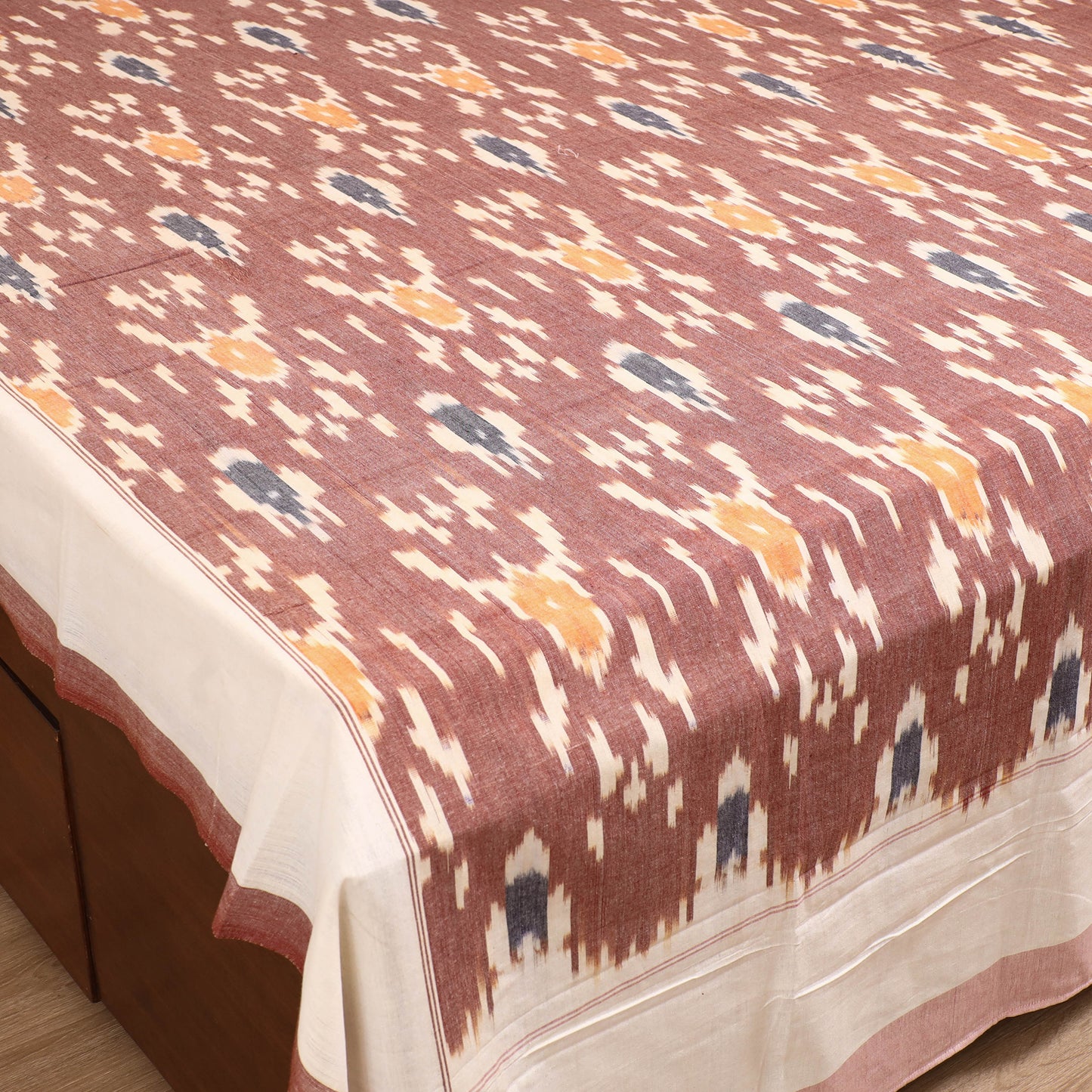 Pochampally Ikat Weave Cotton Double Bedsheet Set (108 x 90 in) 44