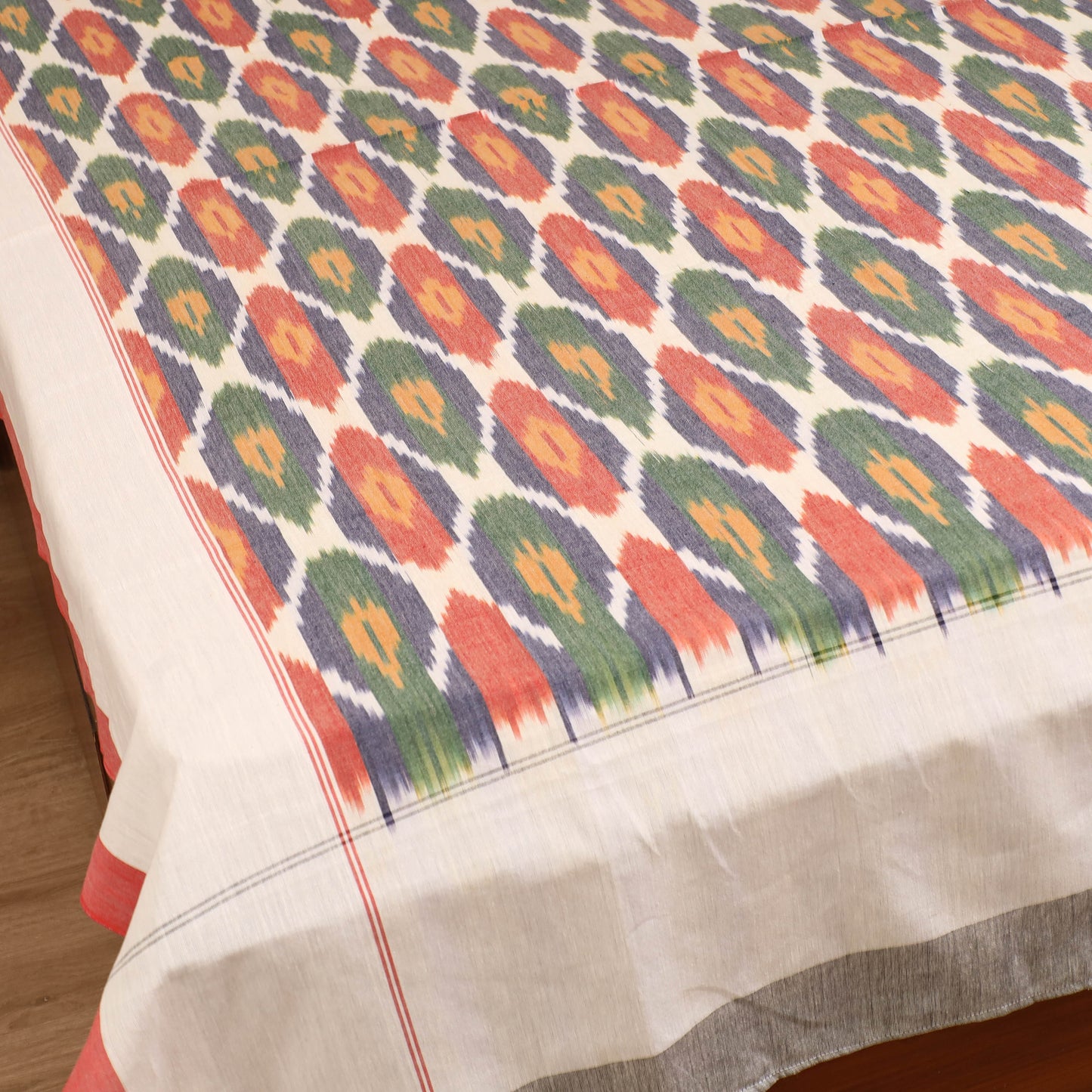 Pochampally Ikat Weave Cotton Single Bedsheet (90 x 60 in) 02