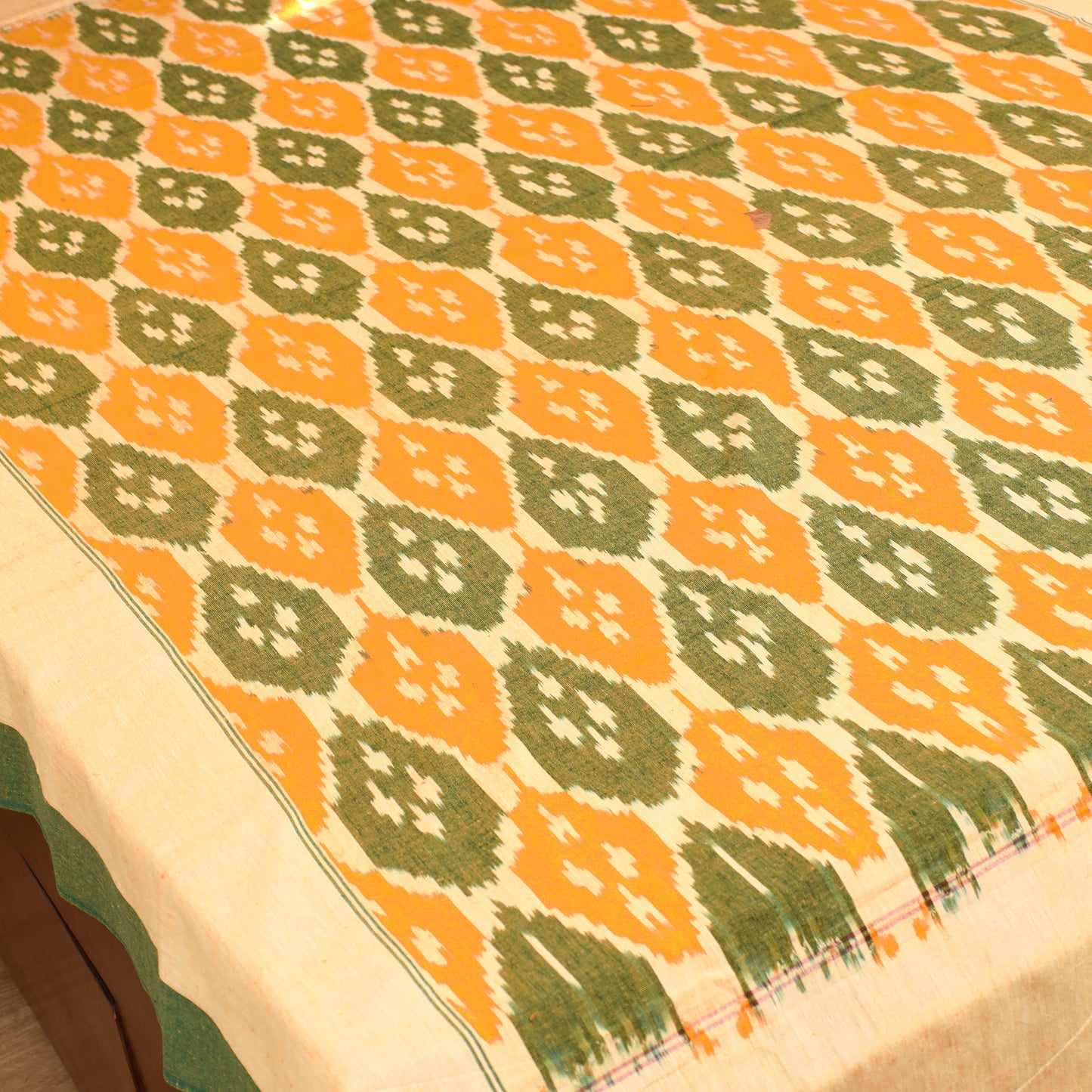 Pochampally Ikat Weave Cotton Single Bedsheet (90 x 60 in) 05