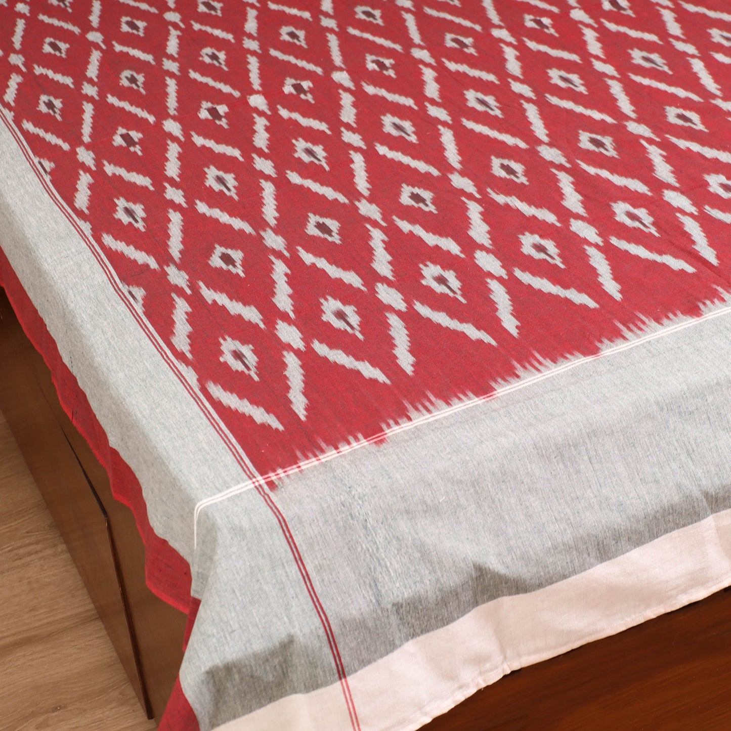 Pochampally Ikat Weave Cotton Single Bedsheet (90 x 60 in) 11