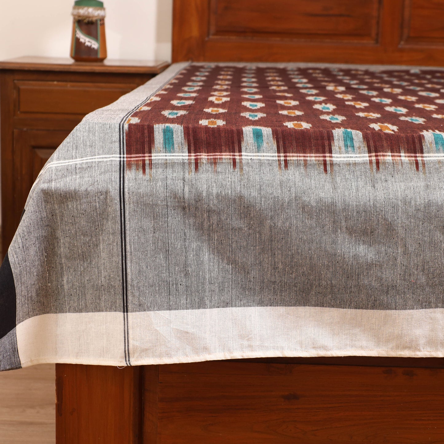 Pochampally Ikat Weave Cotton Single Bedsheet (90 x 60 in) 14