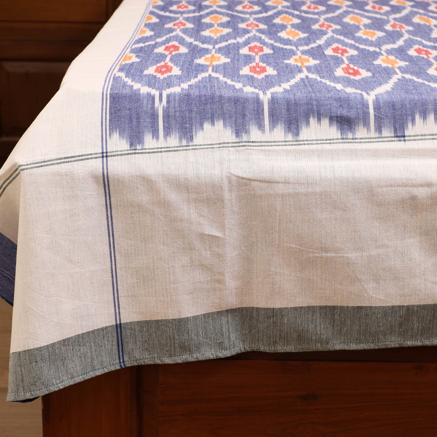 Pochampally Ikat Weave Cotton Single Bedsheet (90 x 60 in) 18