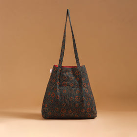 Handcrafted Fabric Jhola Bag 03