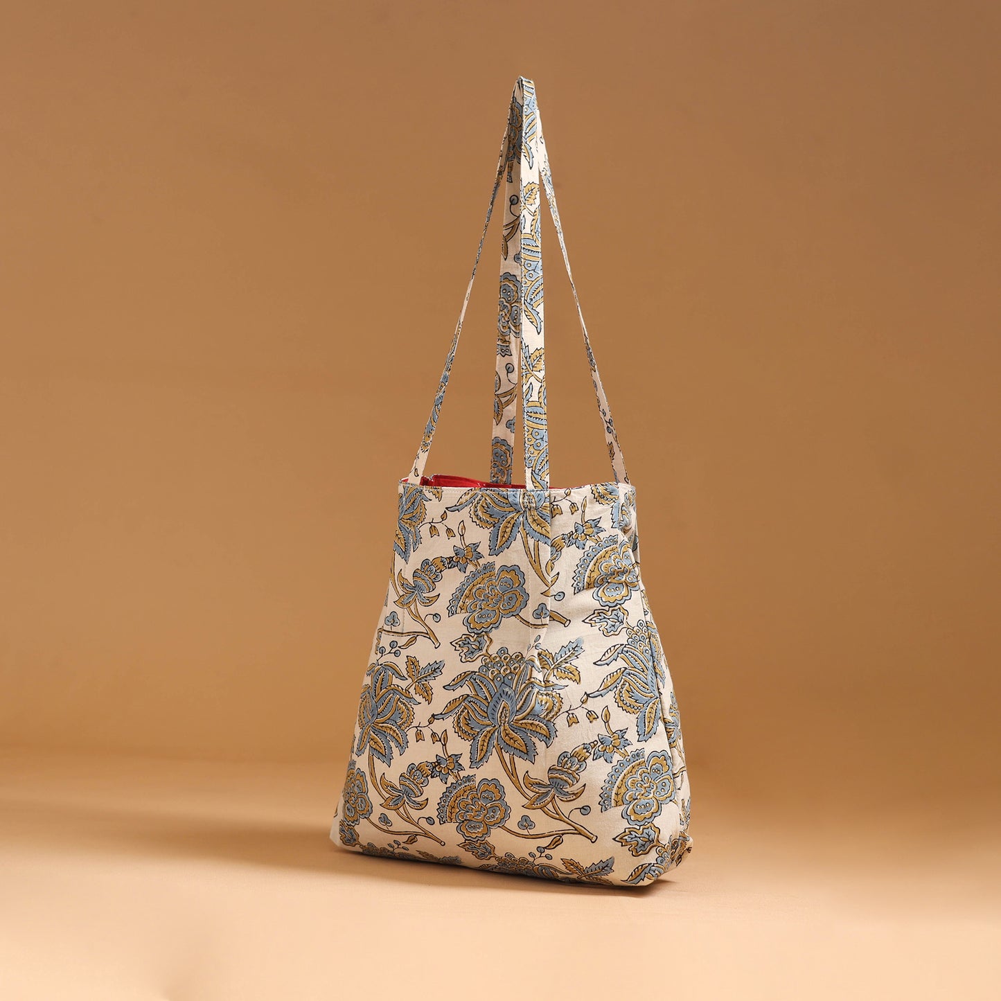 Handcrafted Fabric Jhola Bag 10
