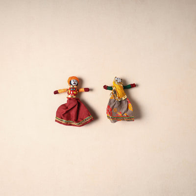 Multicolor - Rajasthani Puppet Couple Handmade Magnet (Set of 2) 01