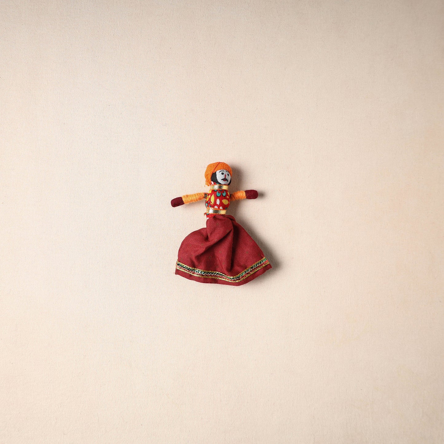 Multicolor - Rajasthani Puppet Couple Handmade Magnet (Set of 2) 01