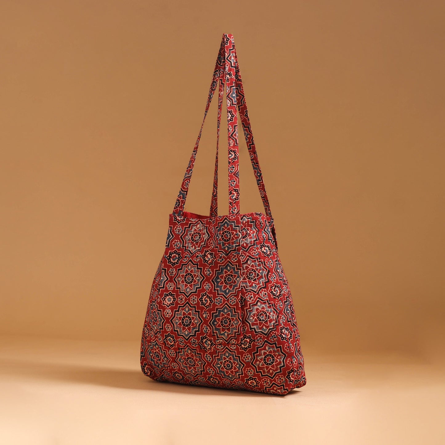Handcrafted Fabric Jhola Bag 15