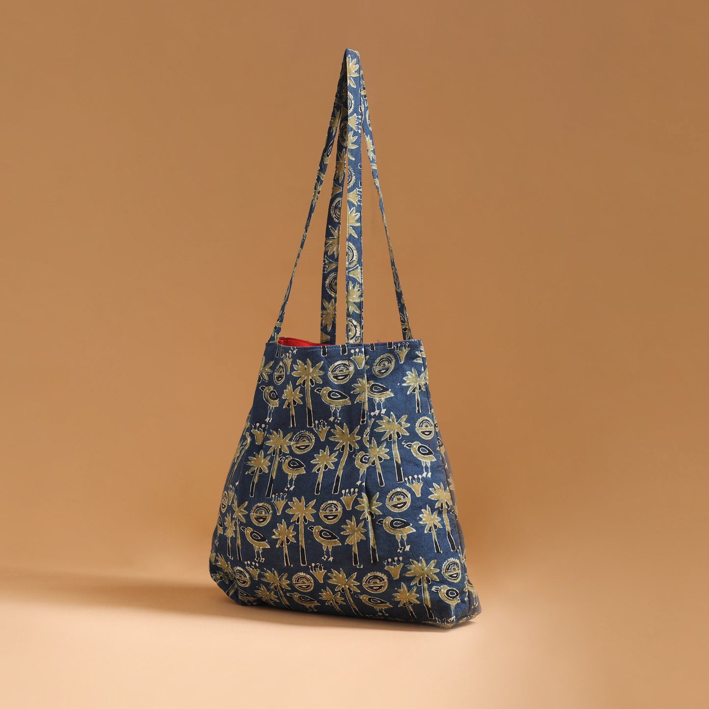 Handcrafted Fabric Jhola Bag 18