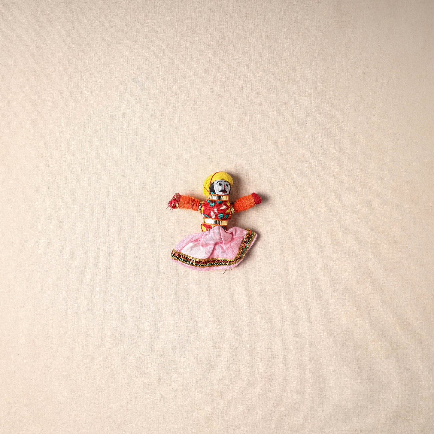 Multicolor - Rajasthani Puppet Couple Handmade Magnet (Set of 2) 02