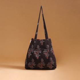 Handcrafted Fabric Jhola Bag 22
