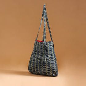 Handcrafted Fabric Jhola Bag 16