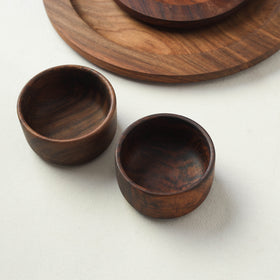 Brown - Handcrafted Sheesham Wooden Dinner Set (2 Plates & 2 Bowls)