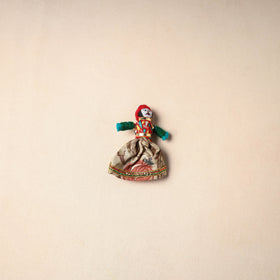 Multicolor - Rajasthani Puppet Couple Handmade Magnet (Set of 2) 31