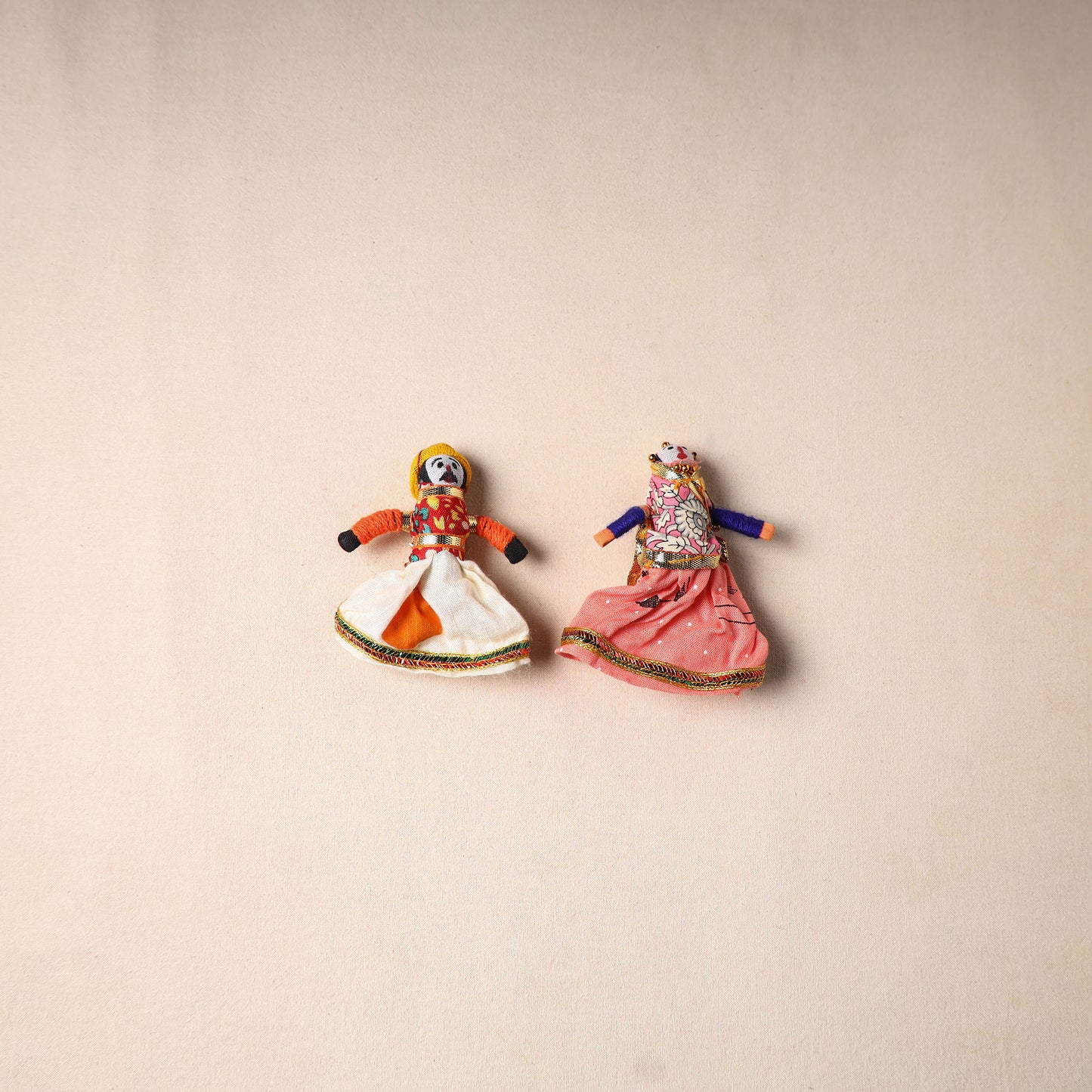 Rajasthani Puppet Couple Handmade Magnet (Set of 2) 49