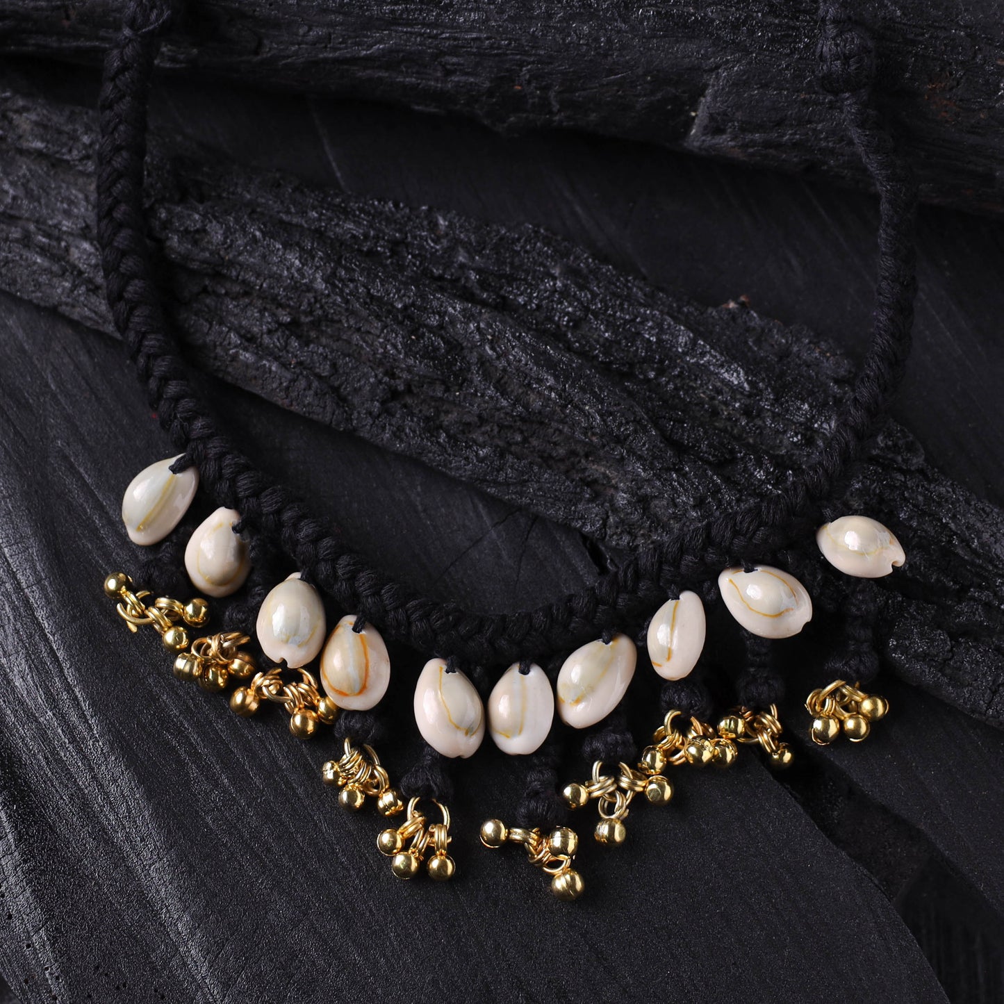 Lambani Thread & Seashell Work Necklace 10