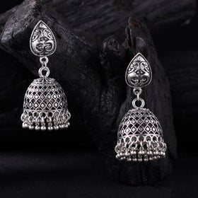 Aarohi German Silver Jhumka Earrings 01