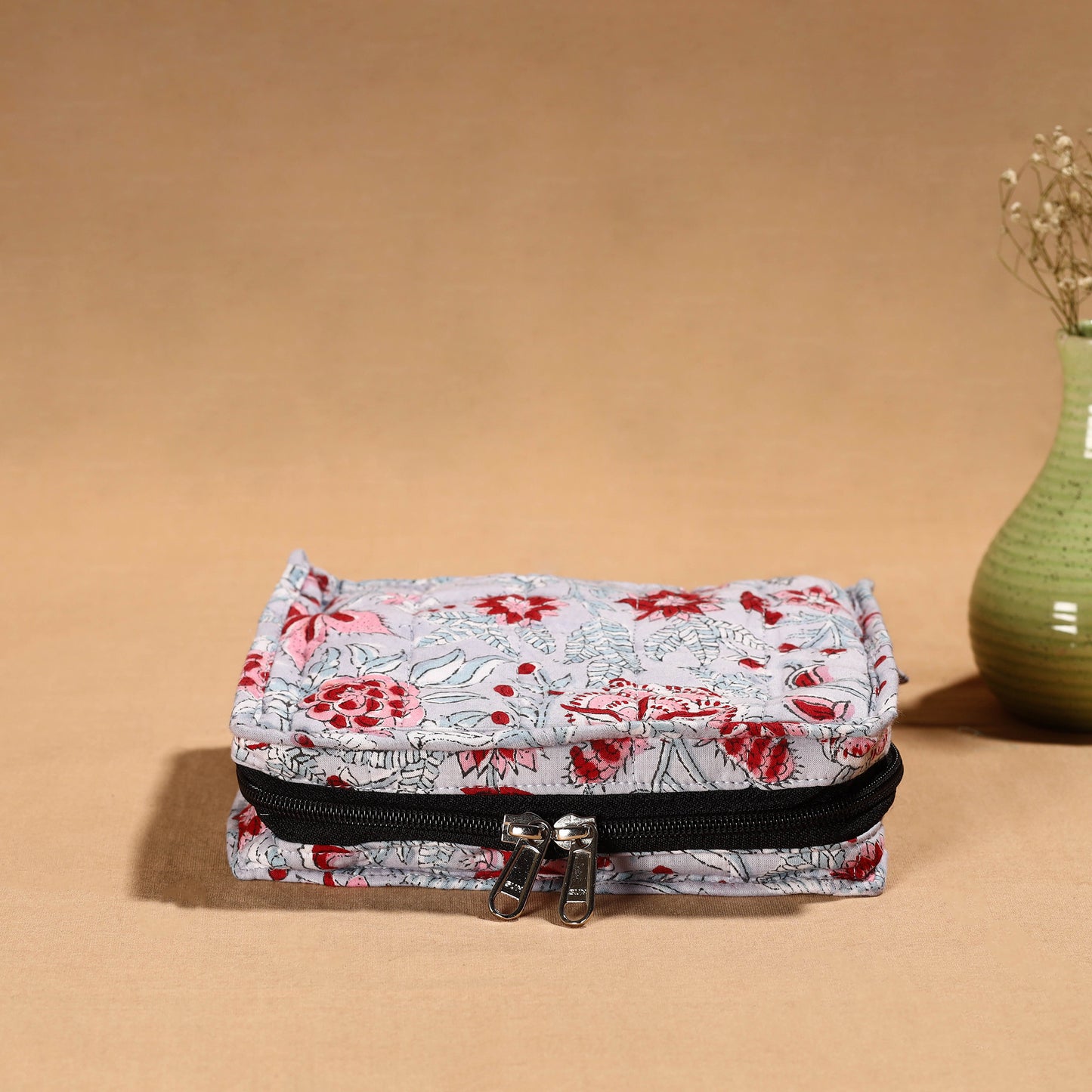 Handmade 4 Pockets Cotton Jewelry Bag 02