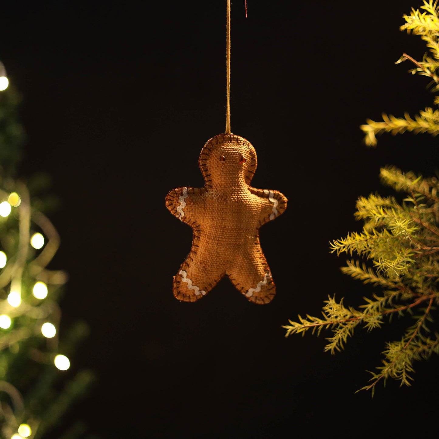 Gingerbread Man - Handcrafted Raffia Christmas Ornament 26