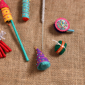 Diwali Special! Handmade Beadwork Felt Crackers (Set of 7 - Assorted) 39