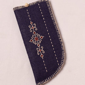Tribal Hand Embroidered Jute Spectacle Pouch  11