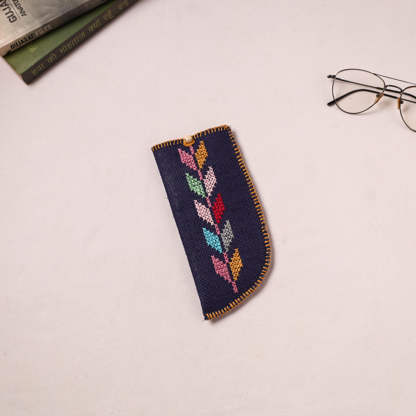 Tribal Hand Embroidered Jute Spectacle Pouch  02