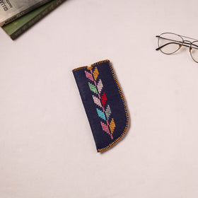 Tribal Hand Embroidered Jute Spectacle Pouch  02