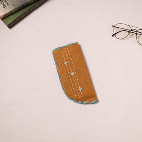 Tribal Hand Embroidered Jute Spectacle Pouch  04