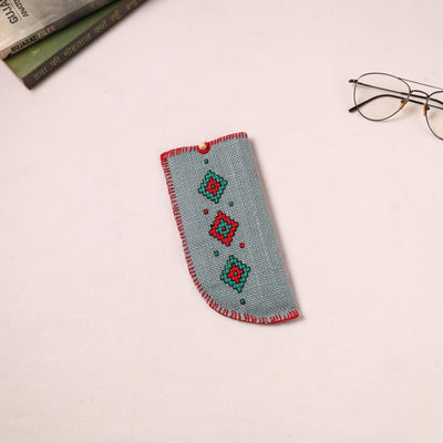 Tribal Hand Embroidered Jute Spectacle Pouch  05