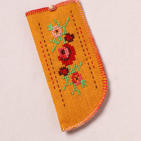Tribal Hand Embroidered Jute Spectacle Pouch  06