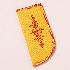 Tribal Hand Embroidered Jute Spectacle Pouch  07