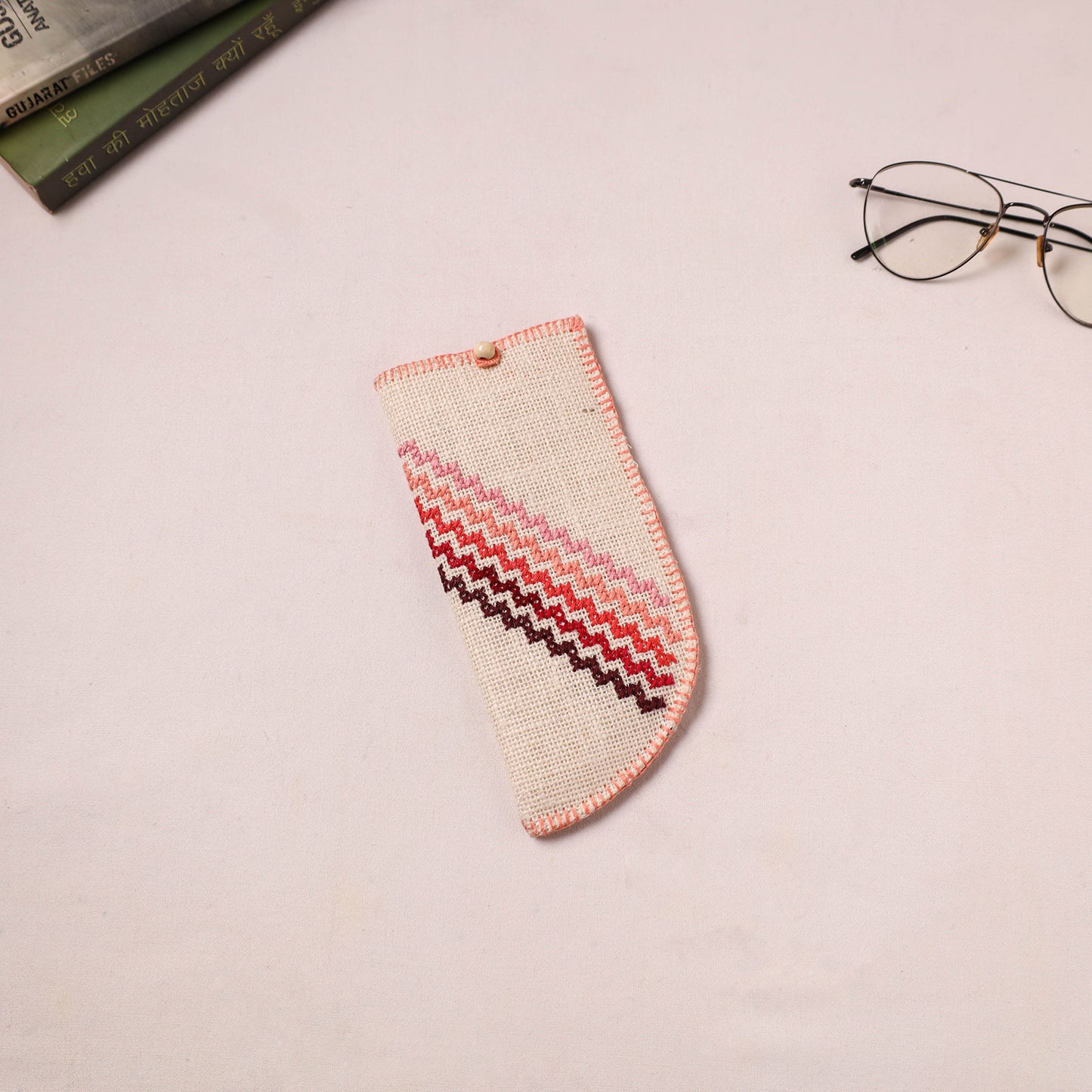 Tribal Hand Embroidered Jute Spectacle Pouch  09