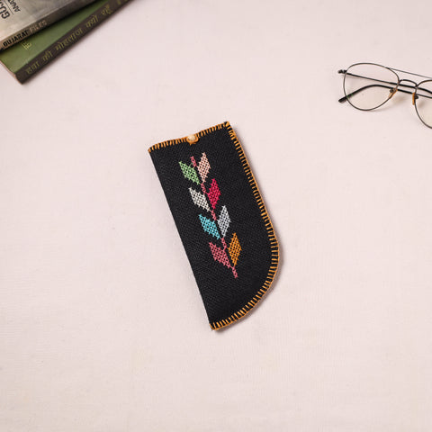 Tribal Hand Embroidered Jute Spectacle Pouch  12