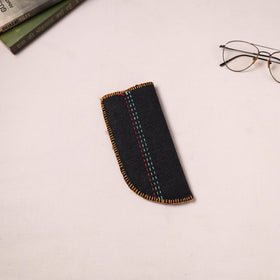 Tribal Hand Embroidered Jute Spectacle Pouch  12