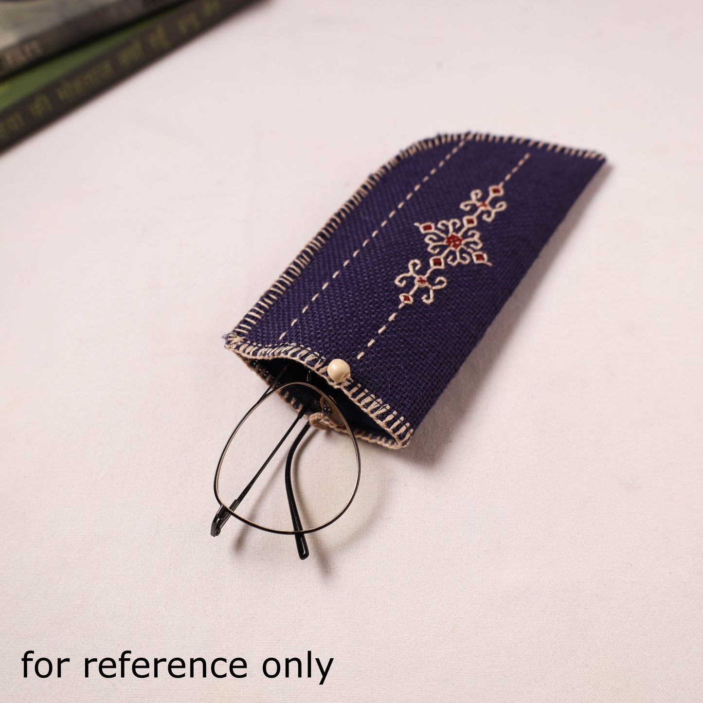 Tribal Hand Embroidered Jute Spectacle Pouch  10