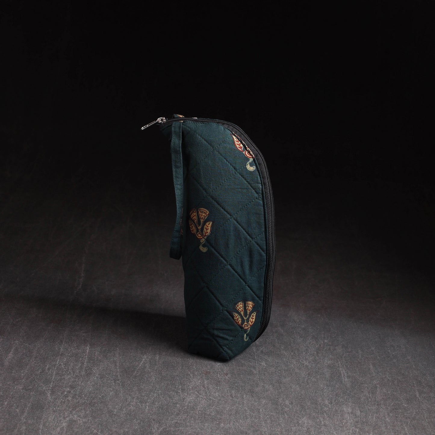 Handmade 1L Water Bottle Cover with Zipper 32