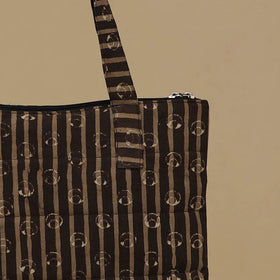 Handcrafted Cotton Quilted Handbag 02