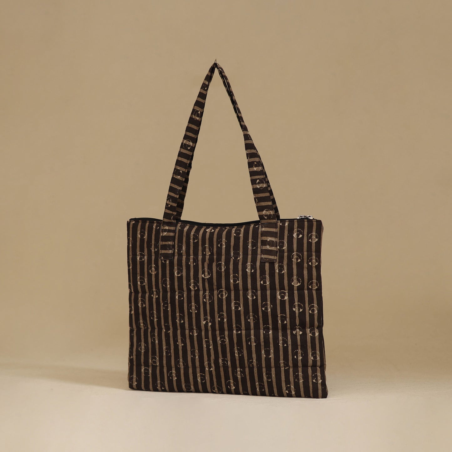 Handcrafted Cotton Quilted Handbag 02