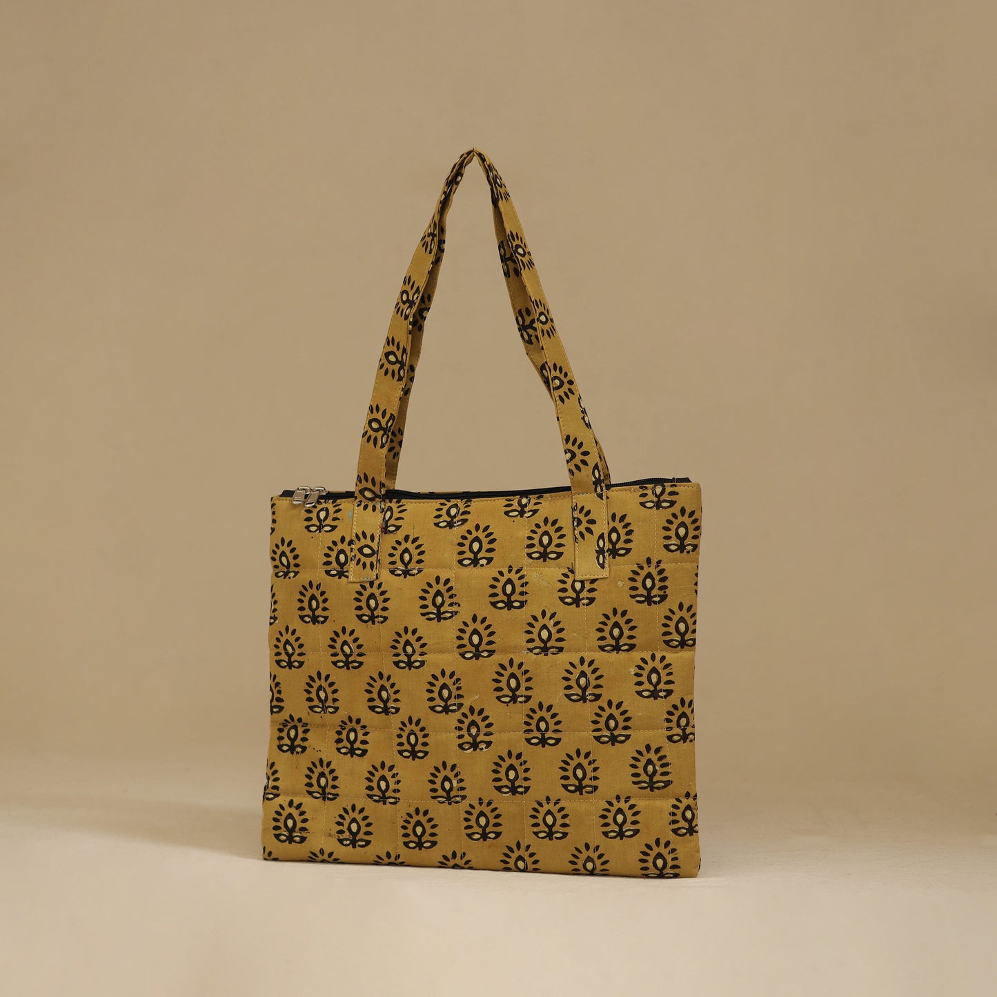 Handcrafted Cotton Quilted Handbag 04