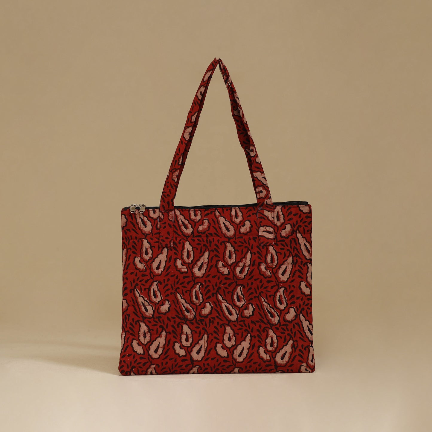 Handcrafted Cotton Quilted Handbag 06