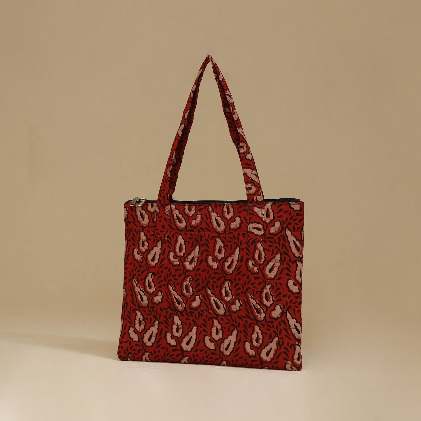 Handcrafted Cotton Quilted Handbag 06